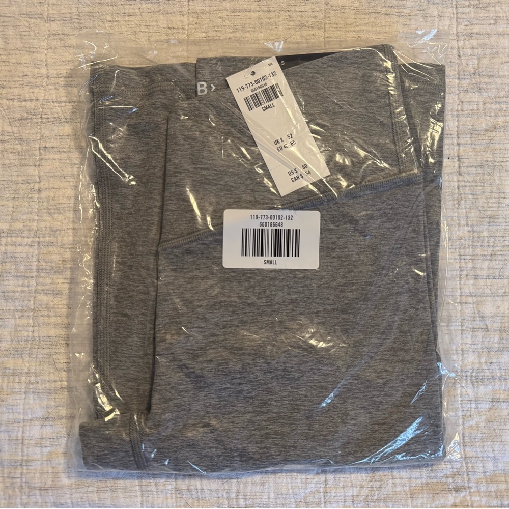 Abercrombie YPB Soft Everyday Flare Leggings